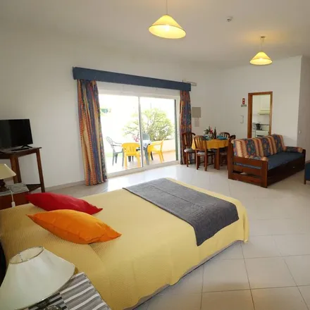 Rent this studio apartment on Estádio Algarve in 087, 8135-017 Faro