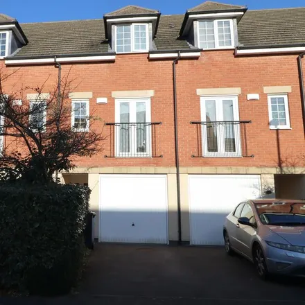 Rent this 3 bed townhouse on Threadcutters Way in Shepshed, LE12 9JY