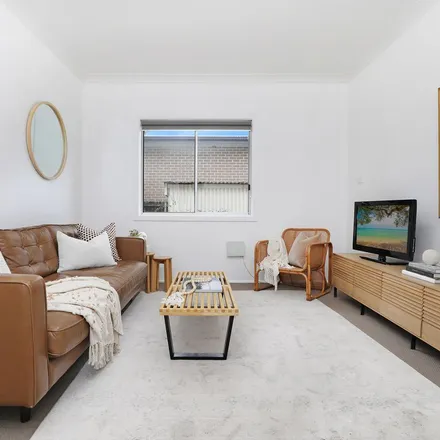 Image 9 - Hindmarsh Avenue, North Wollongong NSW 2500, Australia - Apartment for rent
