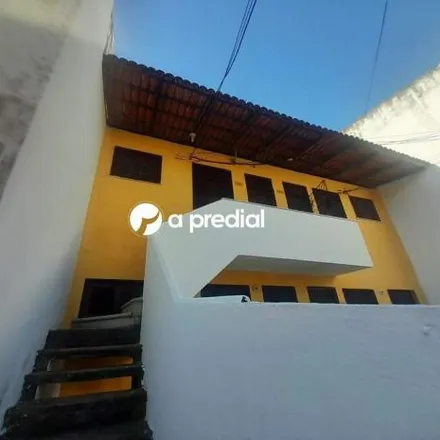 Rent this 2 bed house on Rua Santa Quitéria 198 in Parreão, Fortaleza - CE