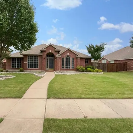 Buy this 3 bed house on 6636 Valley Forge Drive in Rowlett, TX 75089