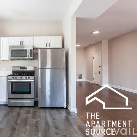 Rent this 3 bed apartment on 4655 N Lincoln Ave