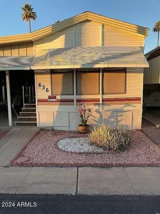 Buy this studio apartment on 3rd Street in Mesa, AZ 85213