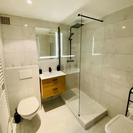 Rent this 2 bed apartment on 65 Boulevard du Lac in 95880 Enghien-les-Bains, France