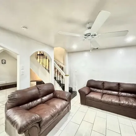 Image 5 - Buckle Lane, Houston, TX 77060, USA - Condo for sale