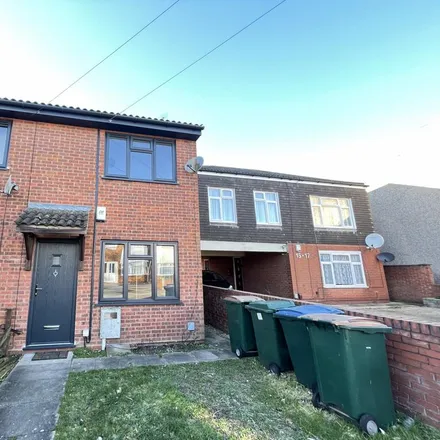 Rent this 2 bed townhouse on 9 Milton Street in Coventry, CV2 4LZ
