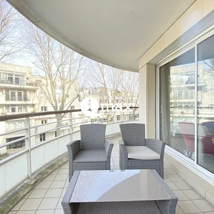 Rent this 3 bed apartment on 11 Avenue Sainte-Foy in 92200 Neuilly-sur-Seine, France