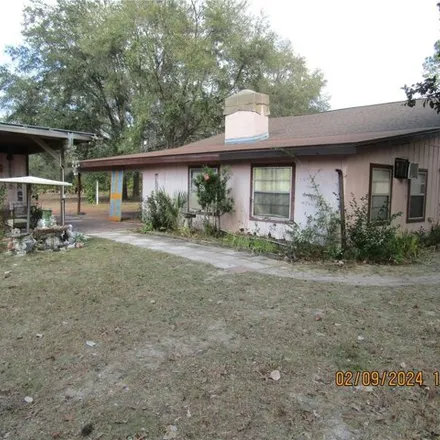 Buy this 3 bed house on 7798 West Mikell Lane in Citrus County, FL 34428