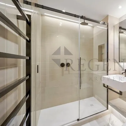 Image 7 - Lincoln, Fountain Park Way, London, W12 7NP, United Kingdom - Apartment for rent