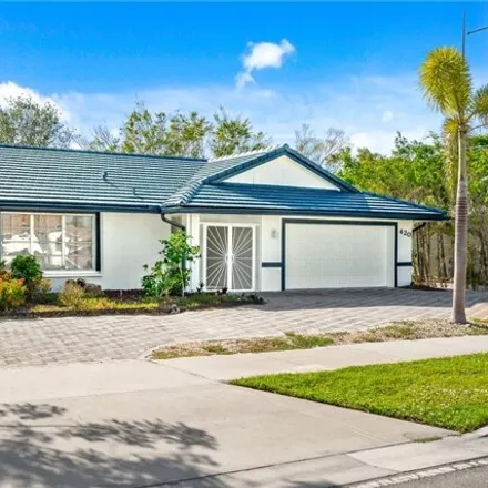 Image 1 - 420 N Collier Blvd, Marco Island, Florida, 34145 - House for sale