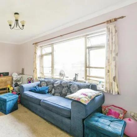 Image 4 - Freshwater Drive, Poole, BH15 4JF, United Kingdom - Apartment for sale