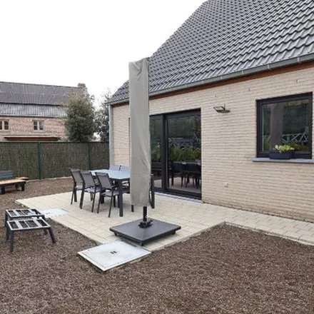 Rent this 3 bed apartment on Elckerlycstraat 6 in 8800 Roeselare, Belgium