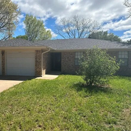 Rent this 3 bed house on 4899 Stonecrest Court in Abilene, TX 79606