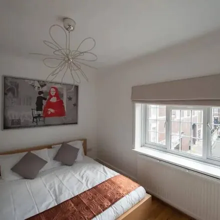 Rent this 3 bed townhouse on London in W1J 7BT, United Kingdom
