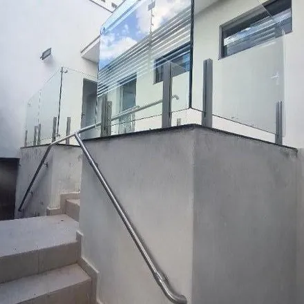Rent this studio house on Rua Marechal Deodoro in Cidade Jardim, Piracicaba - SP