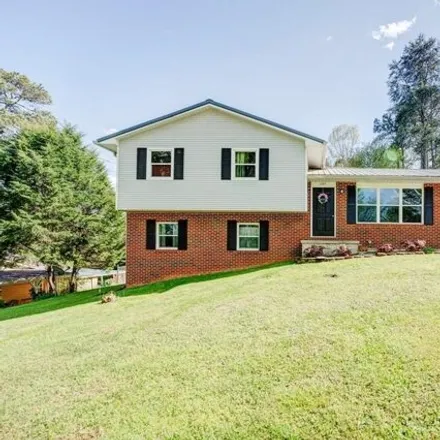 Buy this 4 bed house on 1355 Fernwood Drive in LaFayette, GA 30728