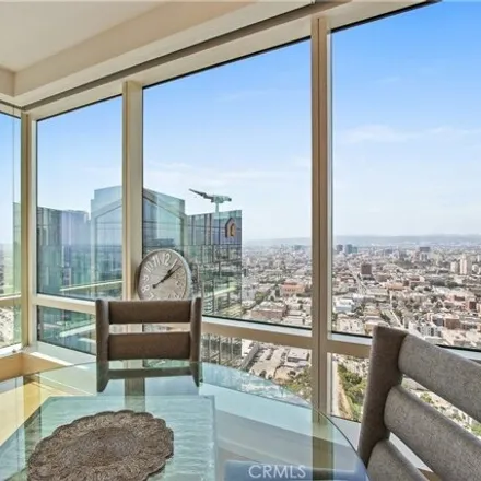 Image 5 - Metropolis Residential Tower II, Francisco Street, Los Angeles, CA 90017, USA - Condo for rent