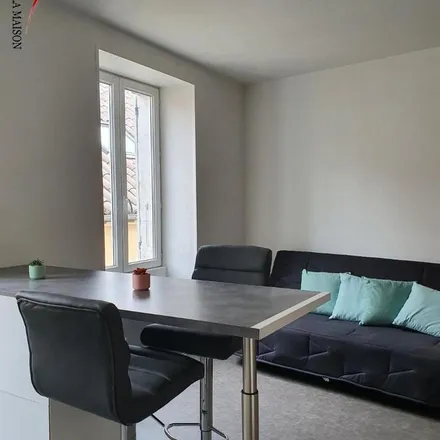 Image 3 - Cours Tourny, 24000 Périgueux, France - Apartment for rent