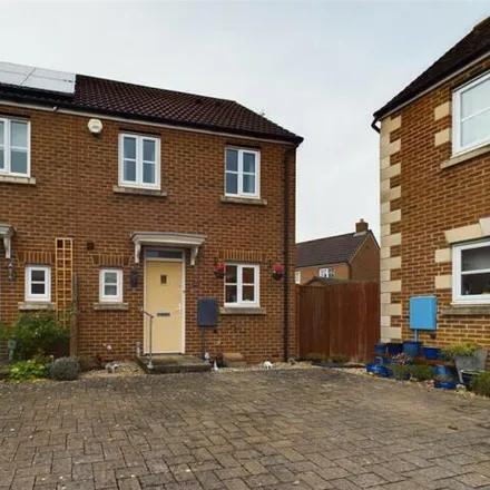 Buy this 2 bed duplex on Lyneham Drive in Gloucester, GL2 2AW