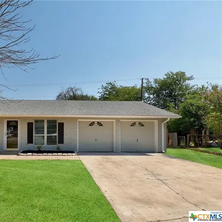 Buy this 3 bed house on 205 Lilac Court in Killeen, TX 76542