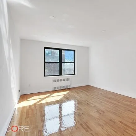 Image 2 - Sheffield Apartments, 88-11 34th Avenue, New York, NY 11372, USA - Apartment for sale