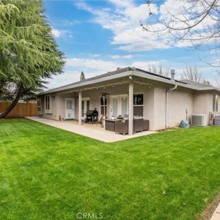 Image 6 - 411 West Lassen Avenue, Chico, CA 95973, USA - House for sale