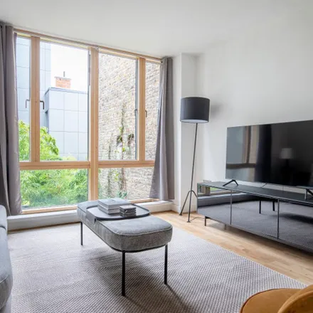 Rent this 2 bed apartment on 26 Drysdale Street in London, N1 6LS