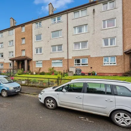 Rent this 3 bed apartment on Langside Street in Faifley, G81 5HH