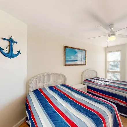 Rent this 2 bed condo on North Topsail Beach