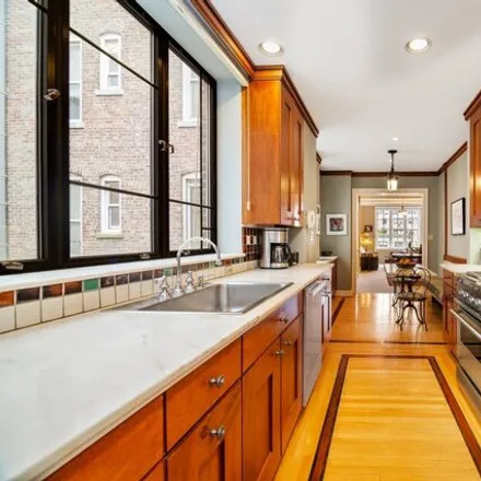 Image 7 - 122 East 82nd Street, New York, NY 10028, USA - Apartment for sale