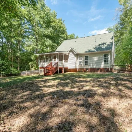 Image 7 - 909 Loganberry Lane, York County, SC 29745, USA - House for sale