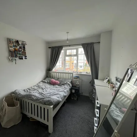 Image 7 - 22 Goldswong Terrace, Nottingham, NG3 4HB, United Kingdom - House for rent