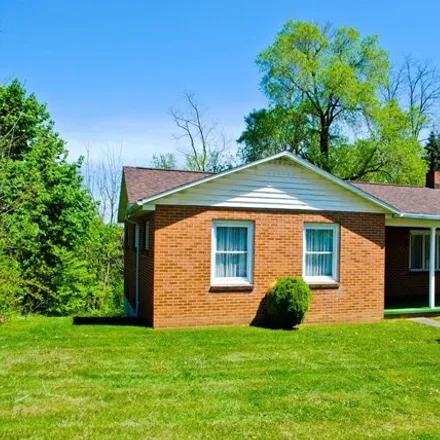 Buy this 3 bed house on Hershberger Road in Elim, Upper Yoder Township