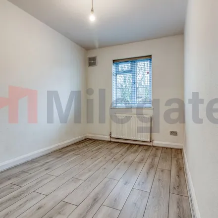 Rent this 2 bed apartment on Angel Hill in London, SM1 3EH