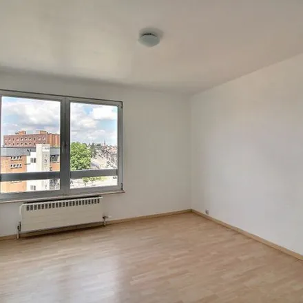 Rent this 2 bed apartment on Boulevard Pierre Mayence 12 in 6000 Charleroi, Belgium
