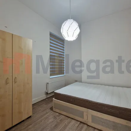 Image 3 - Shakespeare Road, London, SE24 0QQ, United Kingdom - Apartment for rent