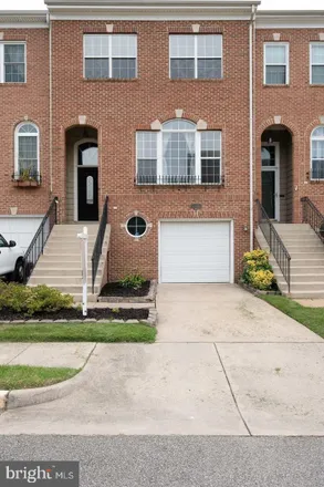 Rent this 3 bed townhouse on 13399 Chatsford Court in Woodbridge, VA 22191