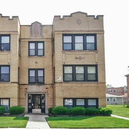 Buy this 1 bed condo on 6414 18th Street in Berwyn, IL 60402