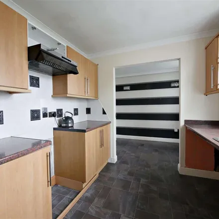 Image 2 - Eildon Road, Kirkintilloch, G66 2BG, United Kingdom - Apartment for rent