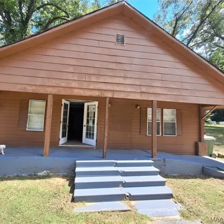 Buy this studio house on 448 Woodford Avenue in Luverne, Crenshaw County