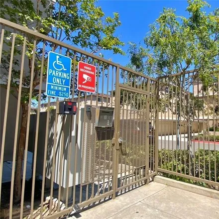 Image 8 - parking structure, Lomita Boulevard, Los Angeles, CA 90710, USA - Condo for sale