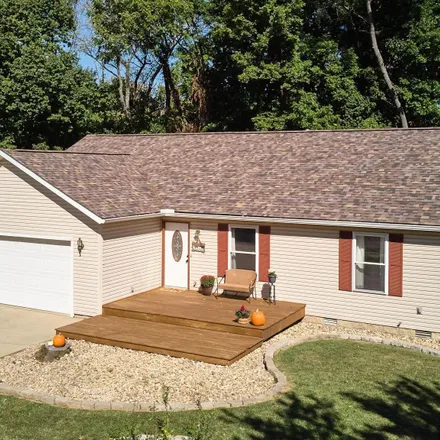 Buy this 3 bed house on 1024 West Countryside Lane in Broadview, Bloomington