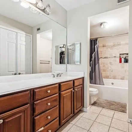 Image 9 - Kirby Drive, Houston, TX 77030, USA - Condo for sale