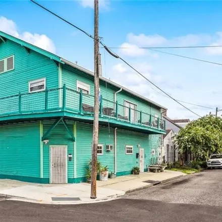 Image 1 - 1141 Frenchmen Street, Faubourg Marigny, New Orleans, LA 70116, USA - House for sale