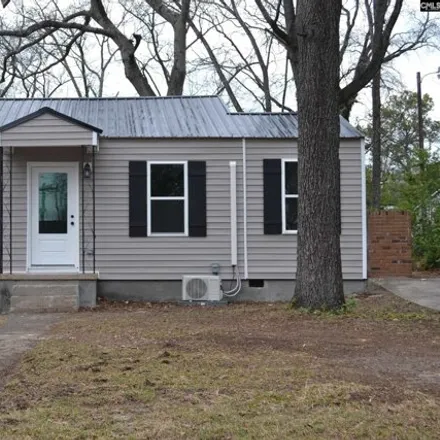 Buy this 2 bed house on 923 Kingswood Drive in Columbia, SC 29205