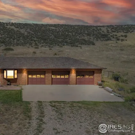Image 2 - 7009 North Glade Road, Loveland, CO 80538, USA - House for sale
