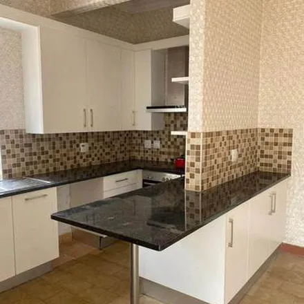 Rent this 2 bed apartment on 1st Avenue in Richmond, Johannesburg