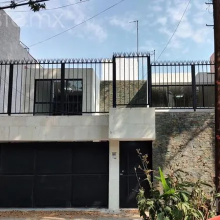 Rent this 3 bed house on Calle Salina Cruz in Cuauhtémoc, 06760 Mexico City