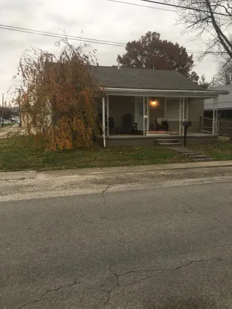 Image 1 - 524 East Gillespie Street, Bridgeport, Lawrence County, IL 62417, USA - House for sale