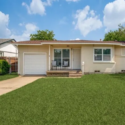 Rent this 3 bed house on 2341 Lockhart Avenue in Dallas, TX 75228